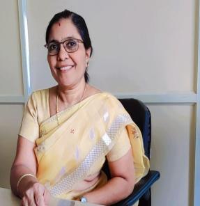 DR SMRITI PATHAKDR SMRITI PATHAK